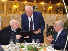 “Qazax” Xeyriyyə İctimai Birliyinin təşəbbüsü ilə tanınmış nasir, şair, tərcüməçi Vidadi Babanlının 90 illik yubileyi qeyd olunub