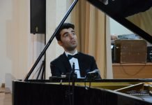 Vurğun tamaşaçını ilahi ünsiyyətə cəlb edir