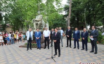 Qazaxda Xalq yazıçısı İsmayıl Şıxlının adını daşıyan park əsaslı təmirdən sonra yenidən sakinlərin istifadəsinə verilib