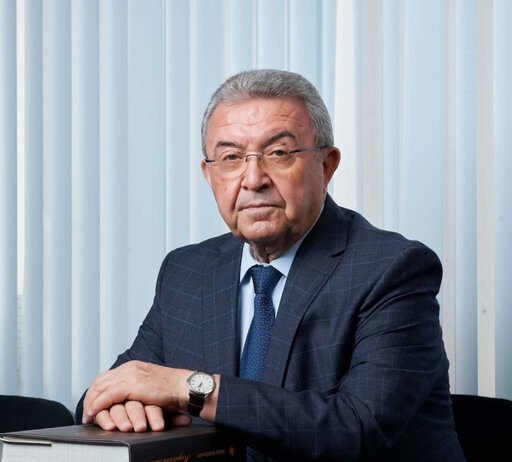 Professor Misir Mərdanovu doğum günü münasibətilə ürəkdən təbrik edirik